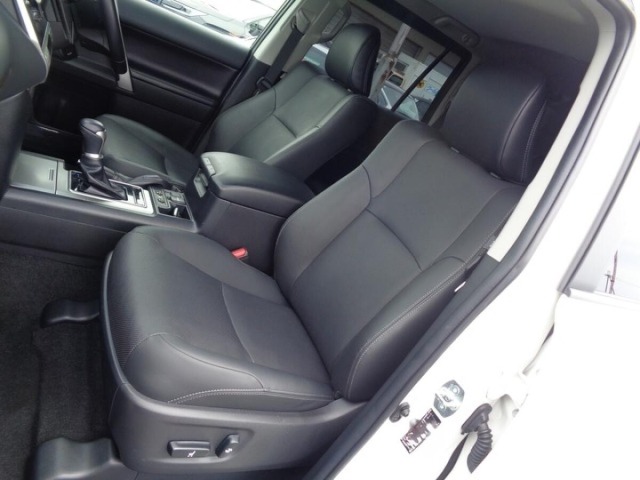 Toyota LAND CRUISER PRADO 2022 7428663-19