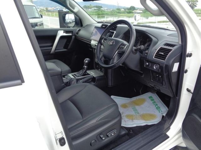 Toyota LAND CRUISER PRADO 2022 7428663-8