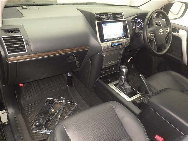 Toyota LAND CRUISER PRADO 2021 7428684-4