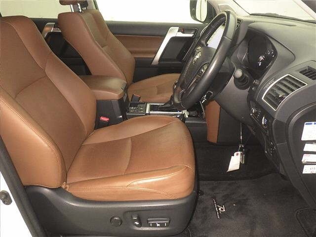 Toyota LAND CRUISER PRADO 2022 7428686-5