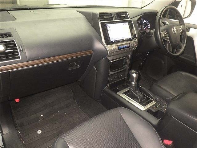 Toyota LAND CRUISER PRADO 2021 7428690-4