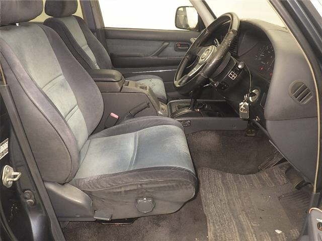 Toyota LAND CRUISER 1992 7429557-5