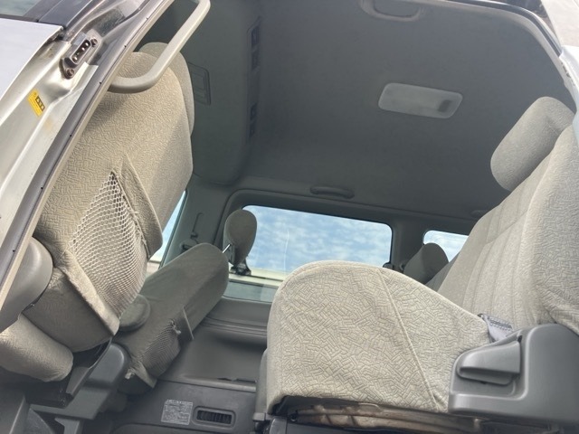 Toyota LITEACE NOAH 2001 7427480-10