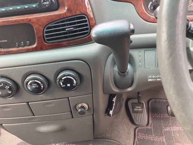 Toyota LITEACE NOAH 2001 7427480-5