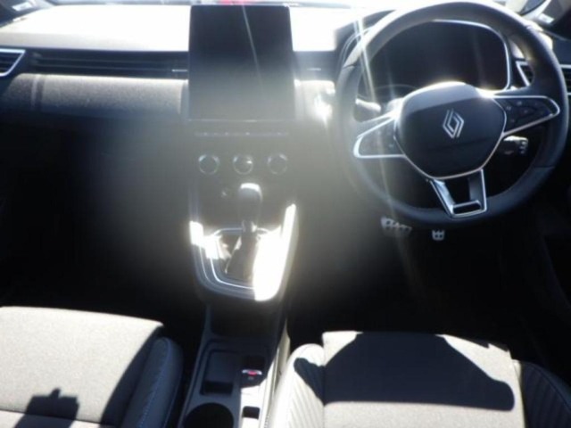 Renault LUTECIA 2026 7425153-3