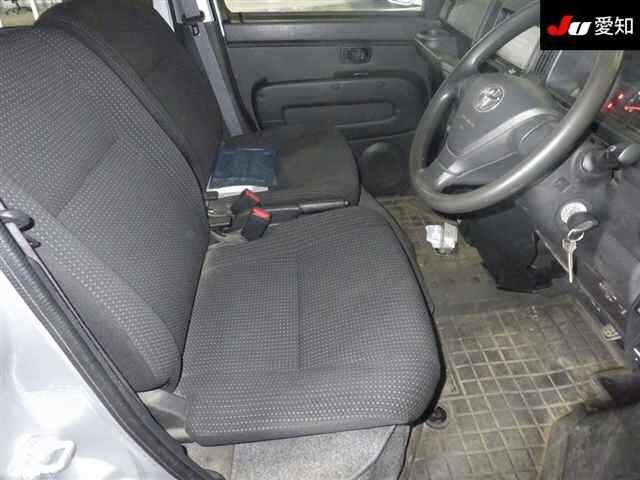 Toyota PIXIS VAN 2021 7429692-6