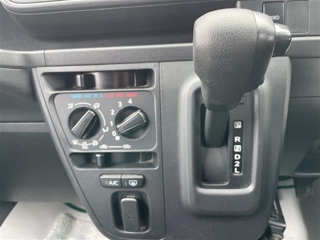 Toyota PIXIS VAN 2020 7429708-2