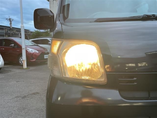 Toyota PIXIS VAN 2014 7429712-5