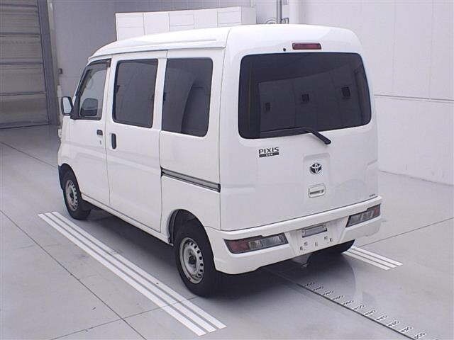 Toyota PIXIS VAN 2020 7429721-1