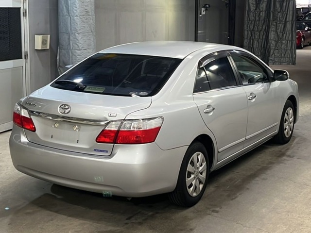 Toyota PREMIO 2010 7429761-5