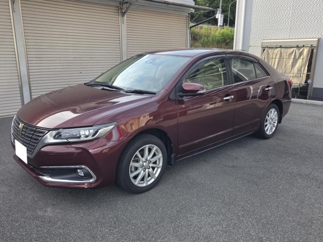 Toyota PREMIO 2017 7429765-2