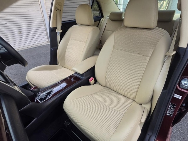 Toyota PREMIO 2017 7429765-7
