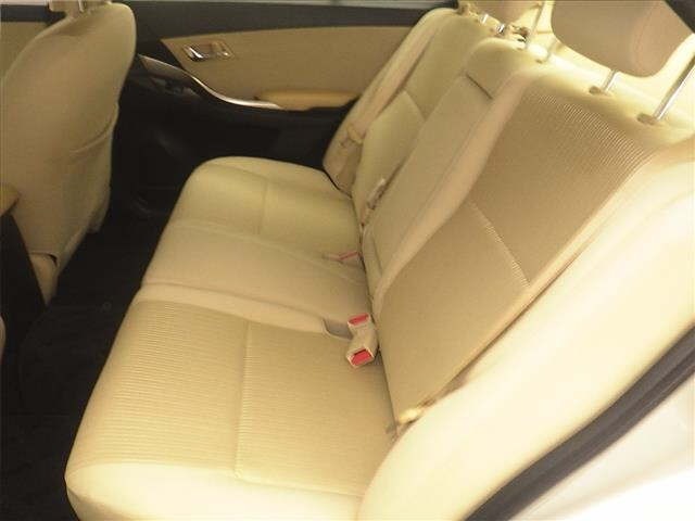 Toyota PREMIO 2017 7429767-7