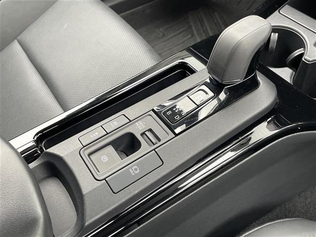Toyota PRIUS 2025 7428504-4