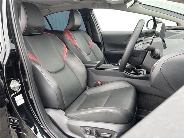 Toyota PRIUS 2025 7428504-8