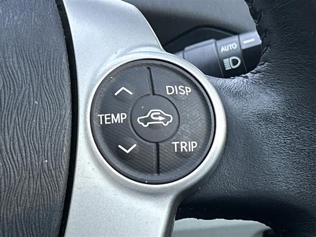 Toyota PRIUS 2014 7428599-1