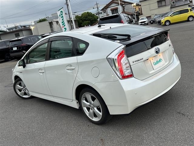 Toyota PRIUS 2014 7428599-13