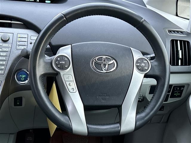 Toyota PRIUS 2014 7428599-16
