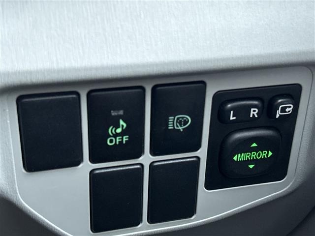 Toyota PRIUS 2014 7428599-8