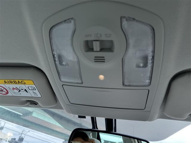 Toyota PRIUS 2014 7428599-9