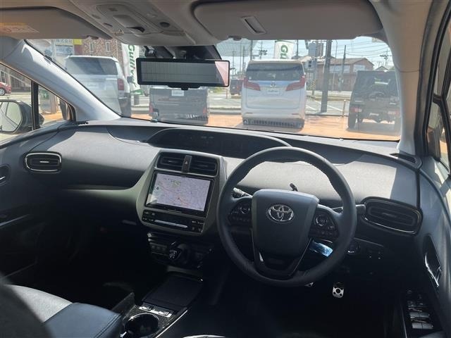 Toyota PRIUS 2022 7428651-12