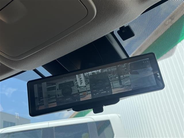Toyota PRIUS 2022 7428651-17