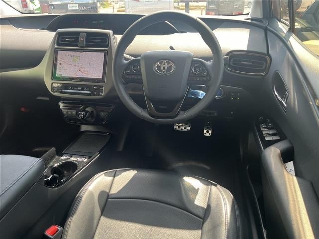 Toyota PRIUS 2022 7428651-3