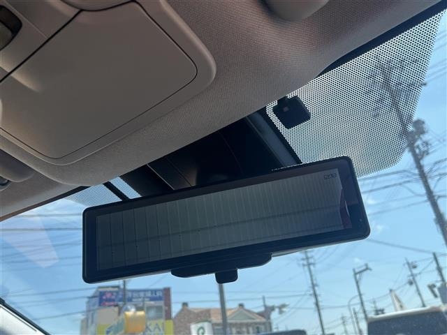 Toyota PRIUS 2022 7428651-5