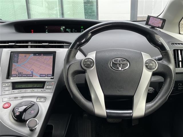 Toyota PRIUS 2014 7428680-1