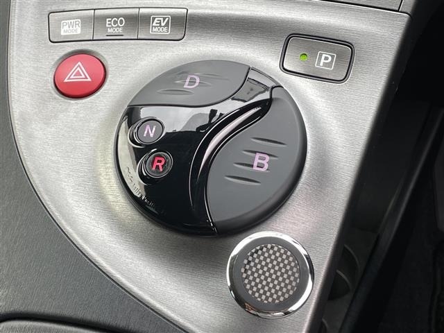 Toyota PRIUS 2014 7428680-12