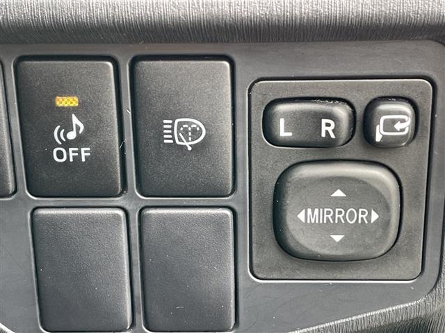 Toyota PRIUS 2014 7428680-18