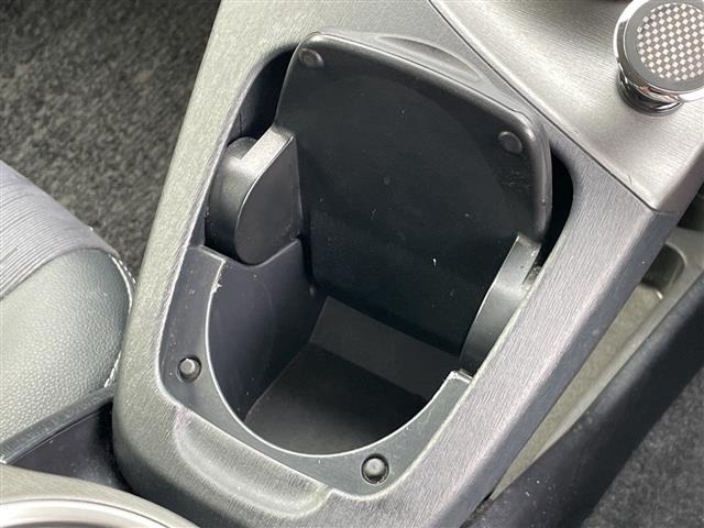 Toyota PRIUS 2014 7428680-2