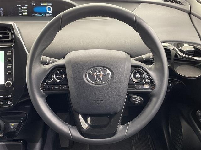 Toyota PRIUS 2022 7428701-7