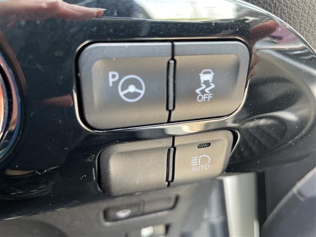 Toyota PRIUS 2018 7428714-19