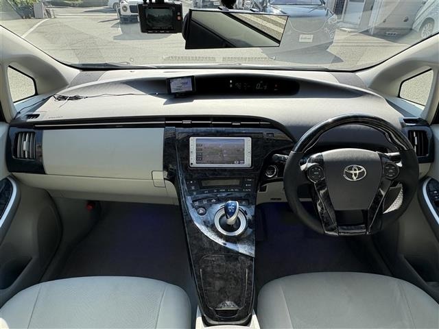 Toyota PRIUS 2010 7428721-1