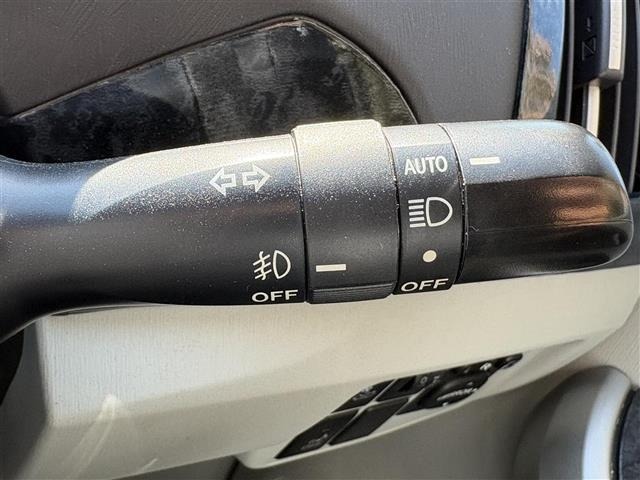Toyota PRIUS 2010 7428721-12