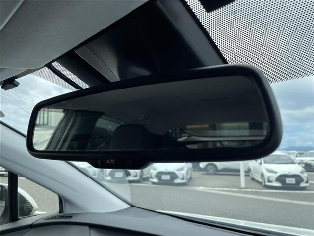 Toyota PRIUS 2018 7428728-10