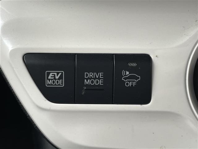 Toyota PRIUS 2018 7428728-12