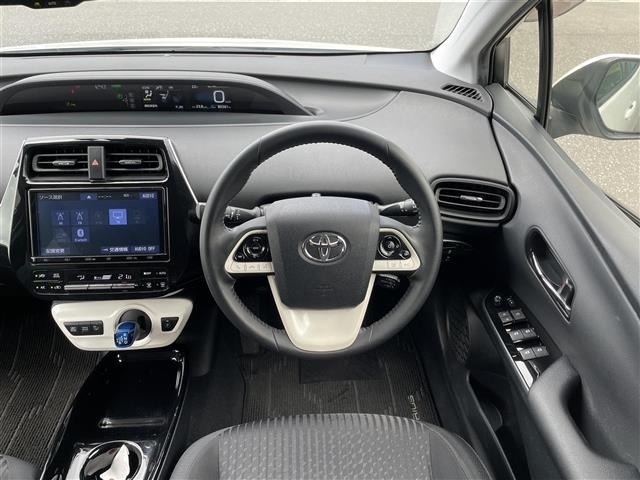 Toyota PRIUS 2018 7428728-16