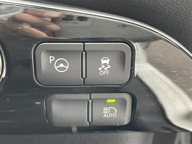 Toyota PRIUS 2018 7428728-22