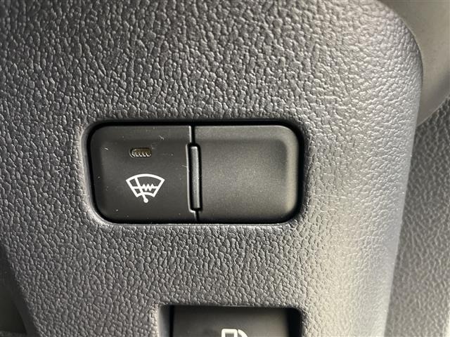 Toyota PRIUS 2018 7428735-20