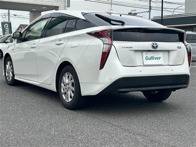 Toyota PRIUS 2018 7428753-13