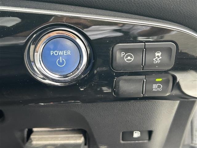 Toyota PRIUS 2018 7428753-17