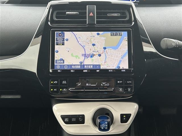 Toyota PRIUS 2018 7428753-2