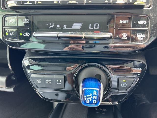 Toyota PRIUS 2020 7428756-3
