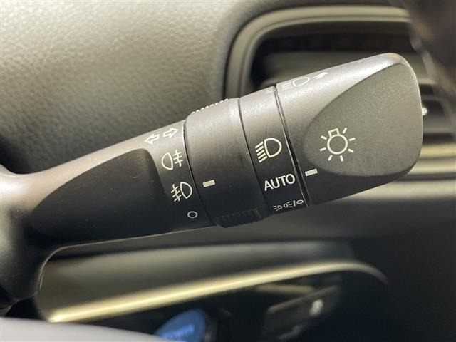 Toyota PRIUS 2020 7428805-19