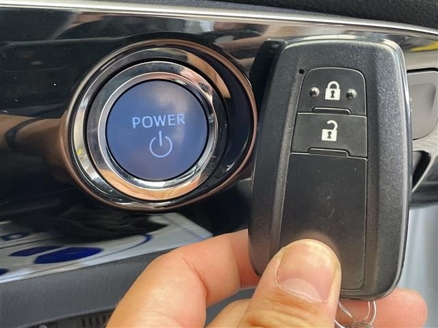 Toyota PRIUS 2020 7428805-22