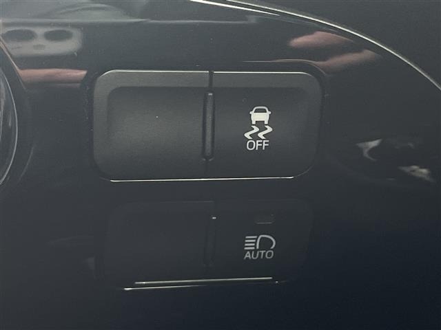 Toyota PRIUS 2020 7428809-11
