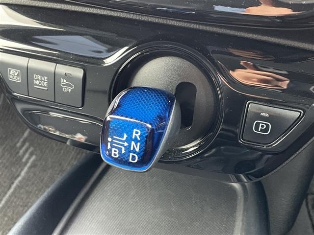Toyota PRIUS 2020 7428809-18