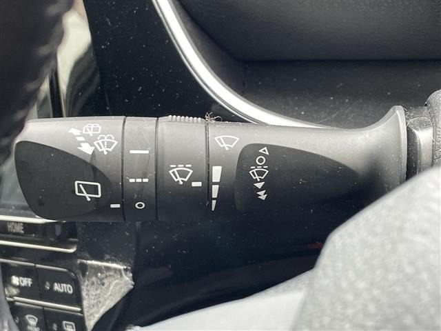 Toyota PRIUS 2020 7428809-8